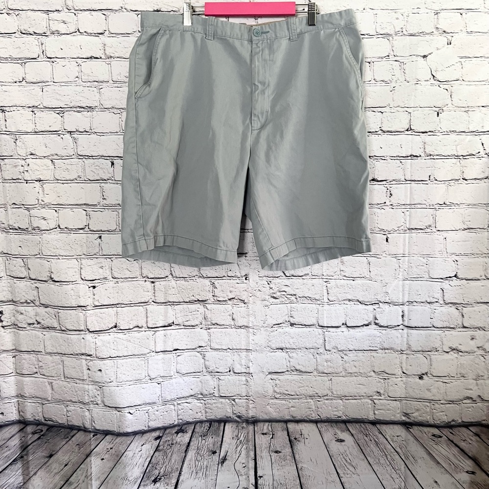 ST JOHNS BAY. Blue shorts. Size 40